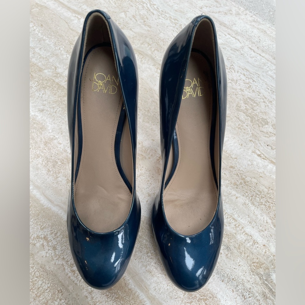 Joan & David Nicolette Platform heels